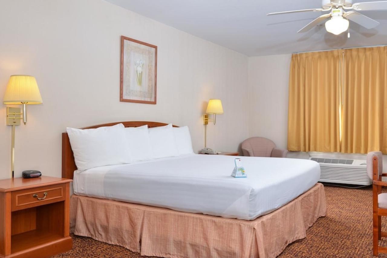 Americas Best Value Inn Westmorland Εξωτερικό φωτογραφία