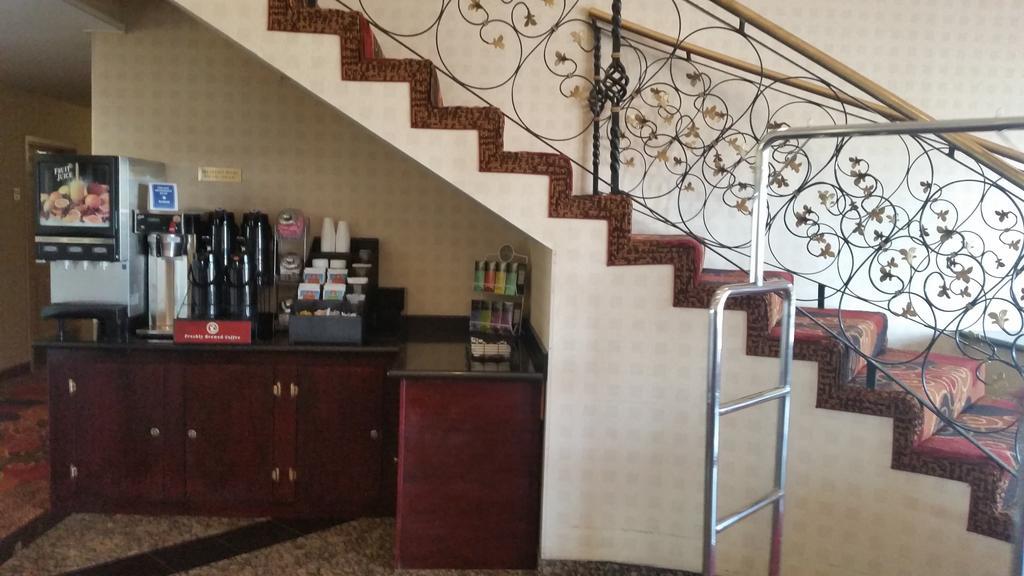 Americas Best Value Inn Westmorland Εξωτερικό φωτογραφία