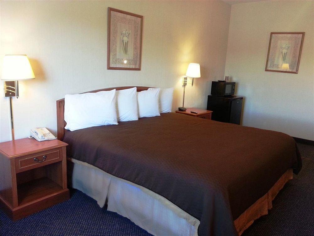 Americas Best Value Inn Westmorland Εξωτερικό φωτογραφία